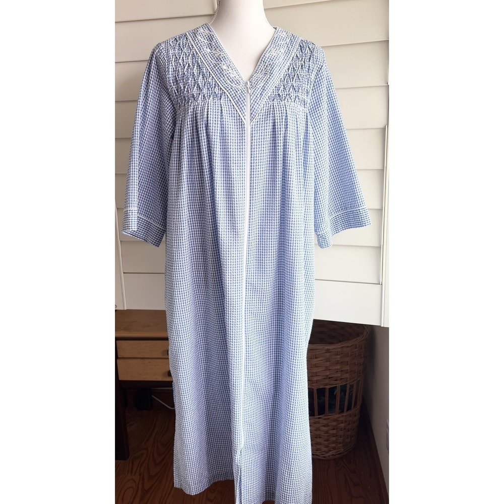Miss Elaine Blue White Gingham Seersucker 3/4 Slv ZIP House Dress Robe M Petite